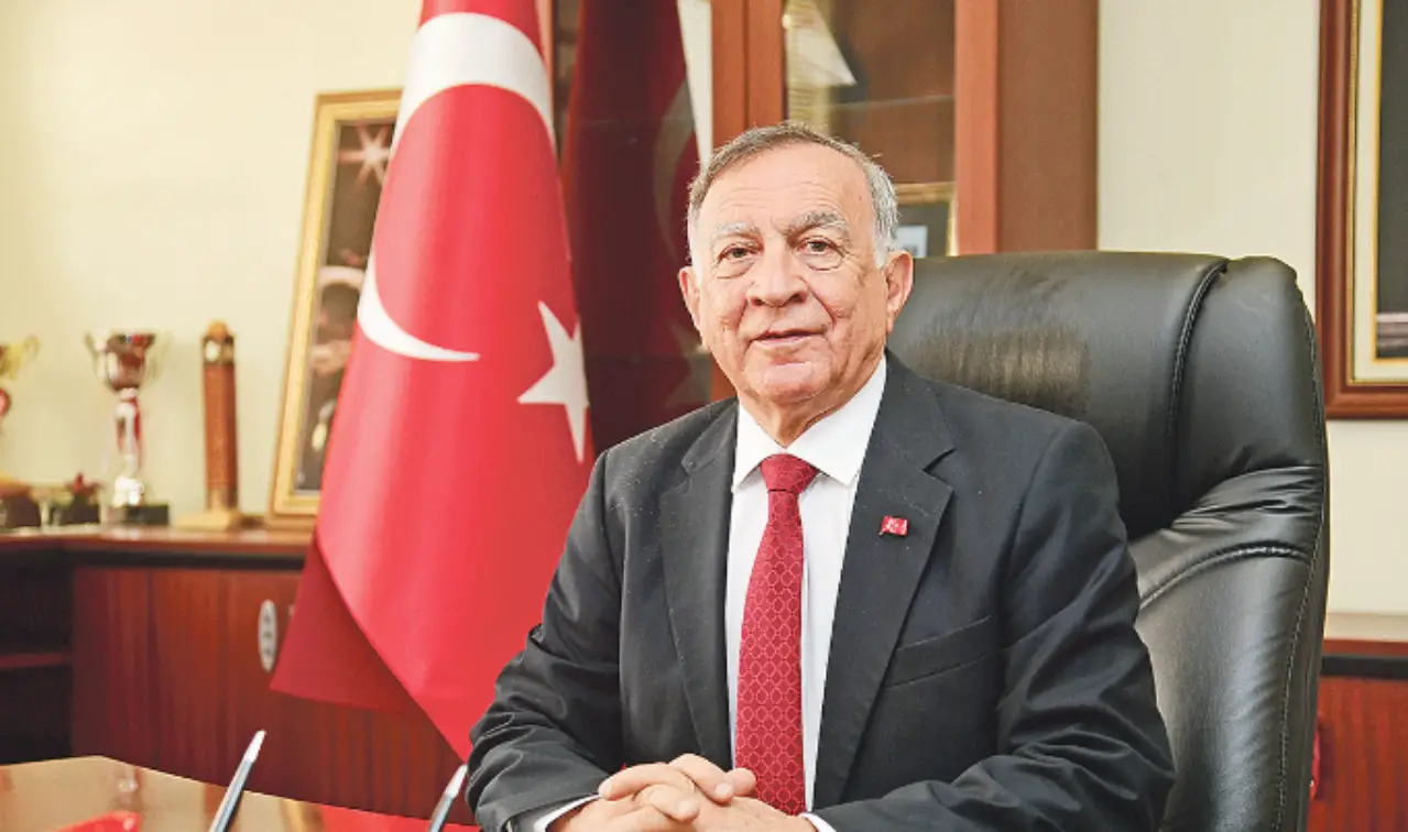 CHP, Adana Seyhan Belediyesi Başkan adayı olarak Oya Tekin ismini duyurdu.
Açıklamanın ardından 13 Şubat’ta mevcut Belediye Başkanı Akif Kemal Akay, istifa ettiğini ve İYİ Parti’den aday olacağını belirtti.