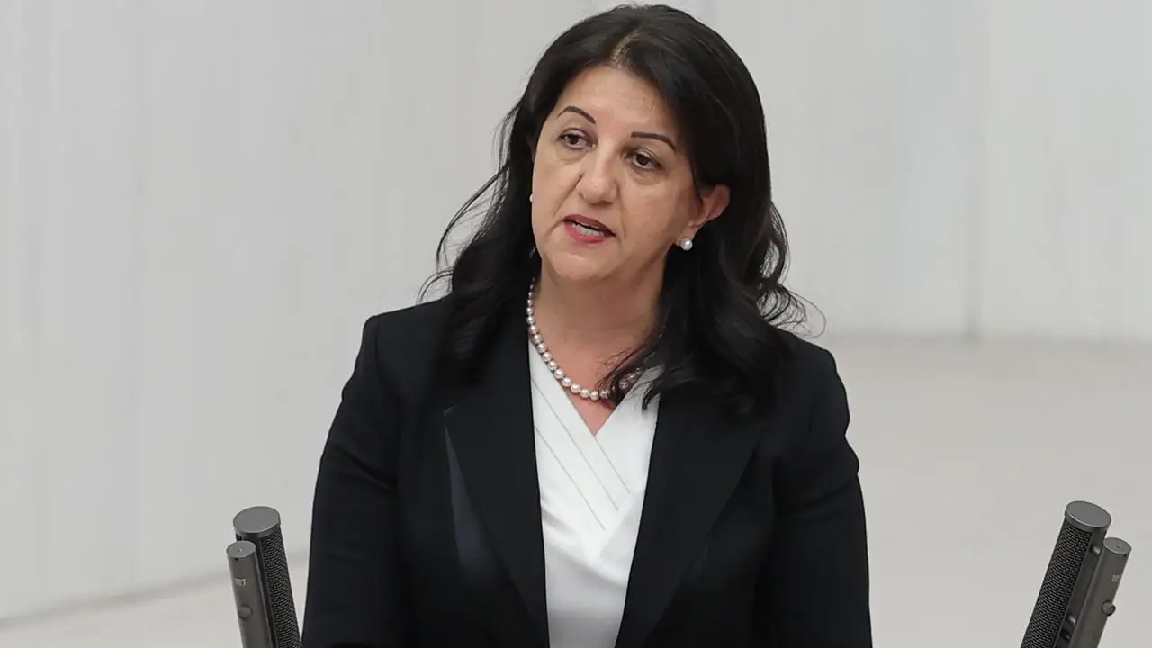 Pervin Buldan, Selahattin Demirtaş ve Selçuk Mızraklı'yı ziyaret etti