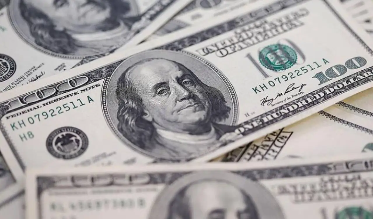 8 Aralık dolar kuru: Dolar/TL 42,56 seviyesinden işlem görüyor