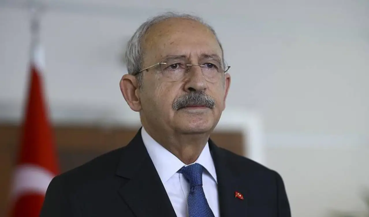 Kılıçdaroğlu yönetimindeki CHP Yüksek Disiplin Kurulu, Özgür Özel dönemindeki ihraçları iptal etti