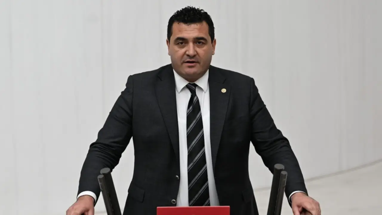Ulaş Karasu'dan Kılıçdaroğlu'na kurultay çağrısı: Süreç değil tarih verin