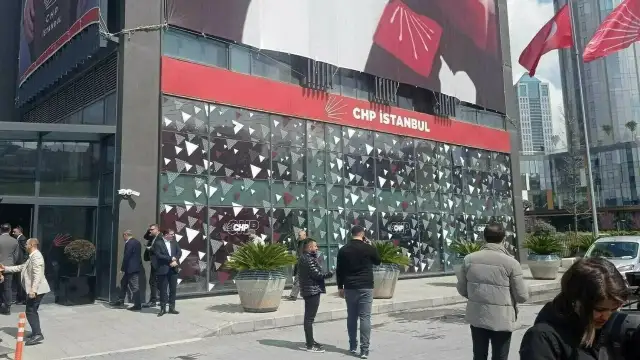 CHP İstanbul İl Kongresi davası 17 Kasım'a ertelendi