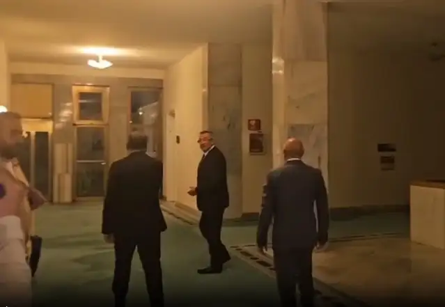Kılıçdaroğlu ile görüşen milletvekilleri Özgür Özel'i bilgilendirdi