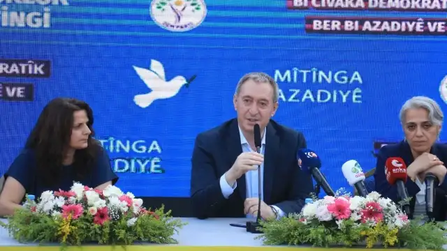 Bakırhan: Kürt meselesinin çözüm adamı Sayın Öcalan'dır