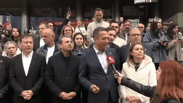 Ali Mahir Başarır: Mafya tipli insanlar partiyi basmaya çalışıyor, herkesi genel merkeze sahip çıkmaya davet ediyoruz