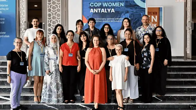 COP Women Antalya’da kadınların iklim politikalarındaki rolü konuşuldu