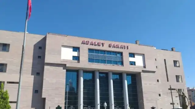 Tepebaşı Belediyesi operasyonunda 15 tutuklama