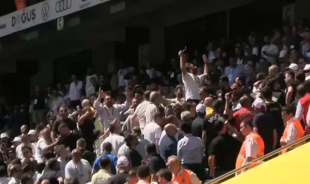 Fenerbahçe Kongresi gergin başladı