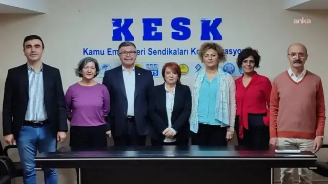 KESK: Demokratik siyasete vurulmuş bir darbedir