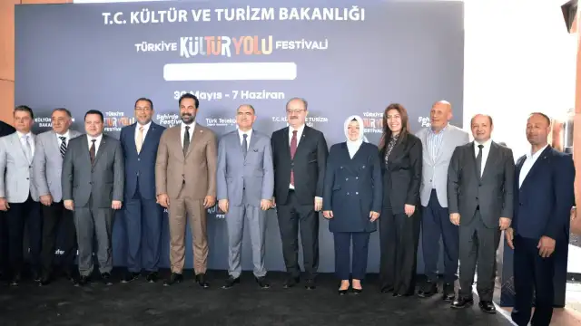 Kültür Yolu Festivali Manisa'da ikinci kez coşkuyla yaşanıyor: 9 sanatçı, konserleriyle Manisalıları coşturacak