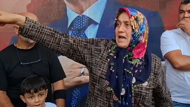 Osmaniye'de vatandaşlar yayla evlerinin yıkımına karşı AKP önünde eylem yaptı