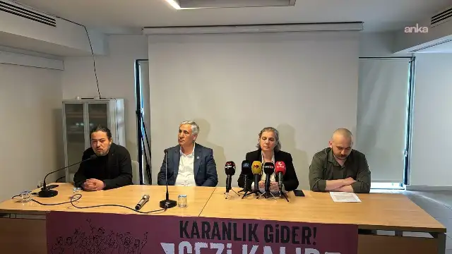 Taksim Dayanışması: CHP'ye yönelen saldırı bir demokrasi darbesi olarak karşımızda durmaktadır