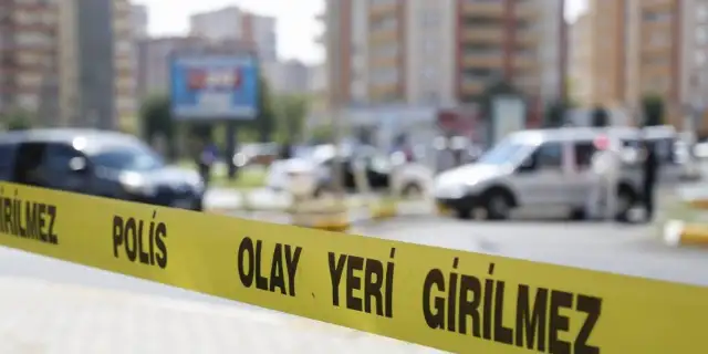15 yaşındaki kız çocuğu annesini yaraladı