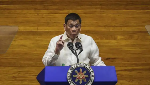 Filipinler, eski Devlet Başkanı Duterte'yi yakalamak için 7 bin polis görevlendirecek