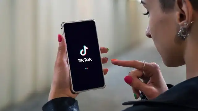 AB’den TikTok’a bağımlılık incelemesi: Tasarımın Dijital Hizmetler Yasası’nı ihlal ettiği belirlendi