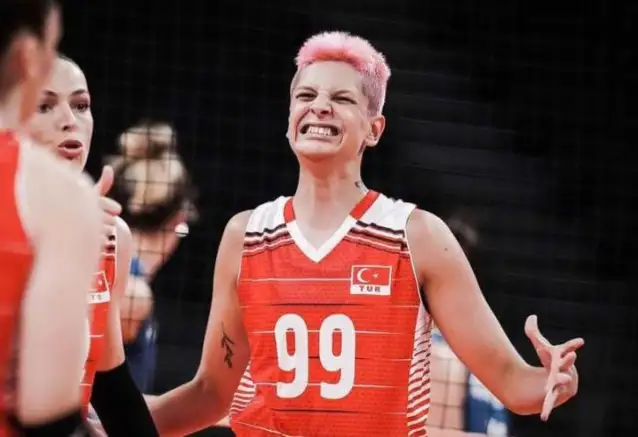 Türkiye Voleybol Federasyonu'ndan Ebrar Karakurt'a destek açıklaması