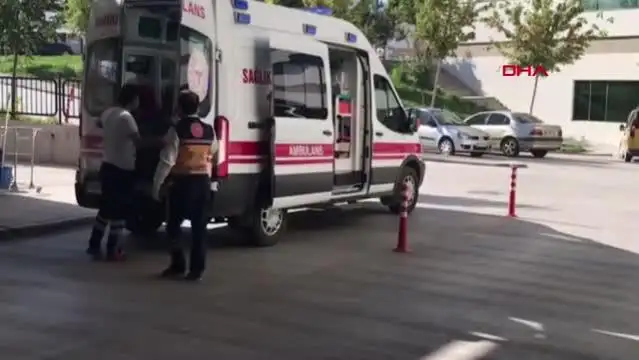 Karaman'da tarım işçilerini taşıyan minibüs devrildi: 1 işçi yaşamını yitirdi