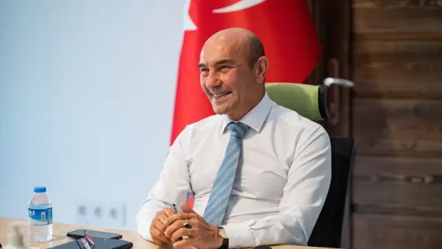 İzmir Büyükşehir Belediye Başkanı Tunç Soyer’den  çarpıcı yeni yıl mesajı: Bir şey değişecek her şey değişecek