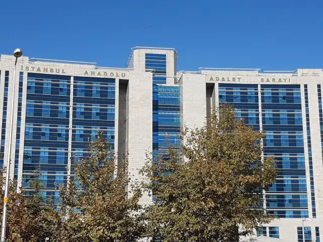 Şile Belediyesi soruşturmasındaki gözaltındakiler adliyeye sevk edildi