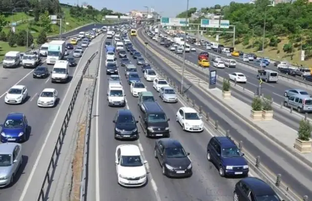 24 Nisan: Kara yollarında durum