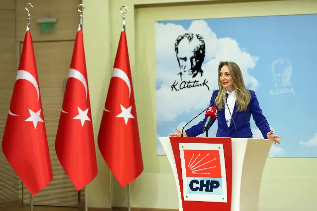 Nazlıaka: Bizimle yol yürürken yoldan çıkanlar varsa, bu bizim için ağırlıklardan kurtulmak anlamına gelir