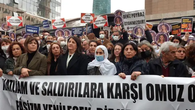 Deniz Poyraz için binlerce kişi toplandı