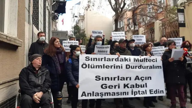 Mülteci Dayanışma Platformu, 19 mültecinin donarak hayatını kaybetmesini protesto etti