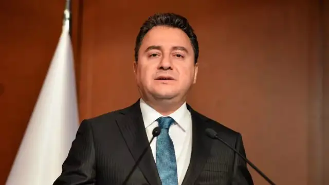 Ali Babacan: Partimizin 10 yardım tırına AFAD el koydu