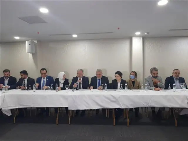 Ayhan Bilgen’in öncülüğündeki ‘Sessizlerin Sesi Hareketi’ partileşiyor