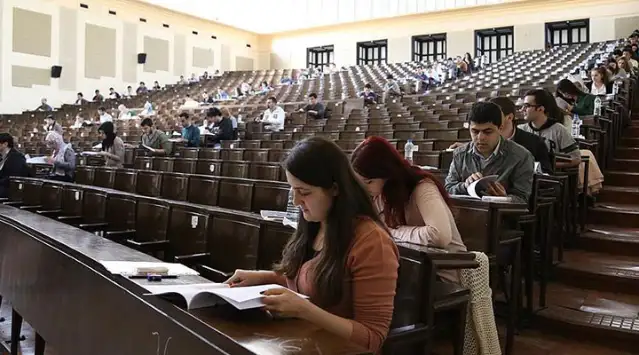 5 yılda 685 bin üniversite öğrencisi kayıt sildirmiş