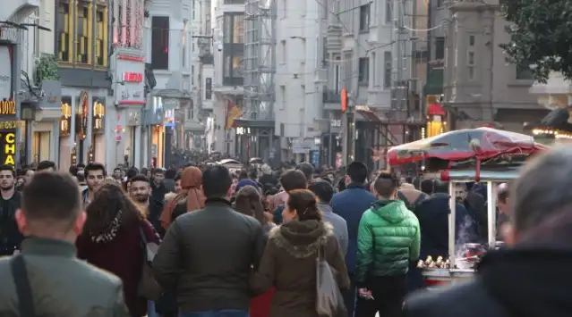 Gençlerin insan hakları algısına yönelik araştırma yapıldı: Hak savunucuları algısı olumlu ancak örgütlenmeden uzak