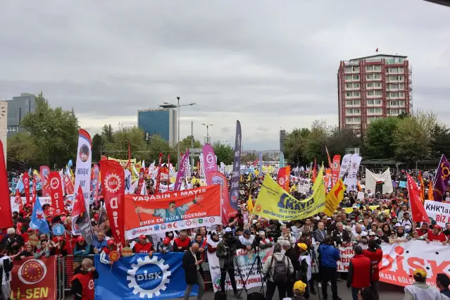 Ankara'da 1 Mayıs İşçi Bayramı binlerin katılımıyla kutlandı