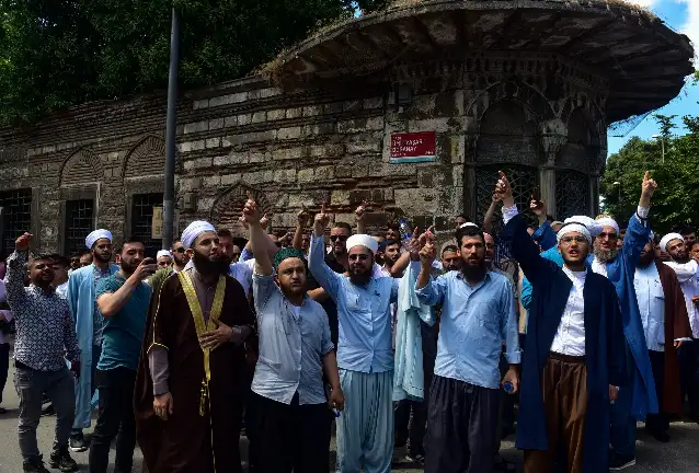 Piknik yapmaları engellenen öğrenciler dokuz8haber’e konuştu: “Bize yöneltilen bu nefreti tanıyoruz”