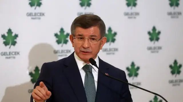 Ahmet Davutoğlu'ndan "yeni cumhurbaşkanı" çıkışı: Türkiye'yi seçimlerden sonra 6 genel başkanın iradesi yönetecek