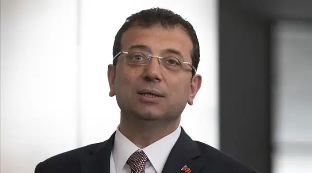 Boğaziçili öğrenciler sitemlerini İmamoğlu'yla paylaştı: Bizi tarikat yurtlarına mecbur bıraktılar