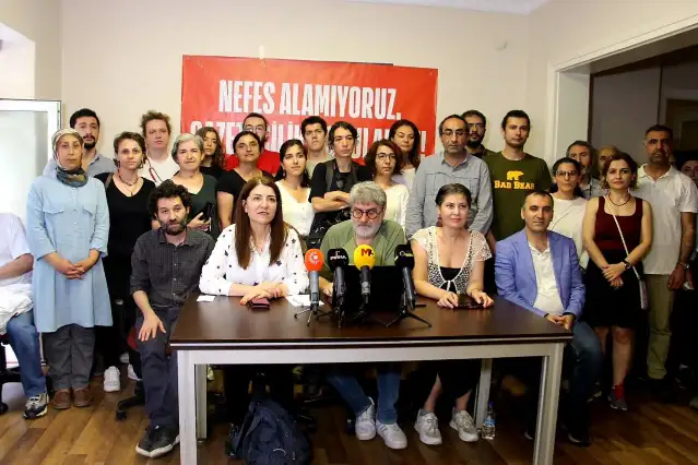 Basın meslek örgütleri: Gazetecileri serbest bırakın!