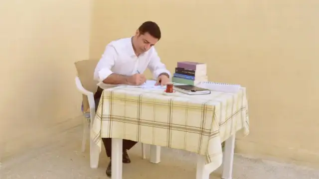 Demirtaş: Orada yatanlar gibi yan yana olduğumuzu göstermek için Çanakkale Şehitliği'ni ziyaret etmek isterim