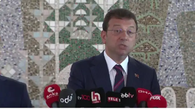 İBB'de "tek adamlık yok" diyen Ekrem İmamoğlu: Çizme giyip şov yapanlardan değiliz