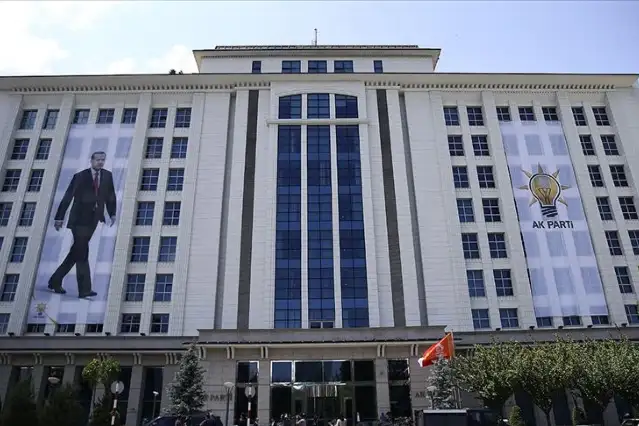 AKP'nin olağan kongre süreci sonbaharda başlayacak