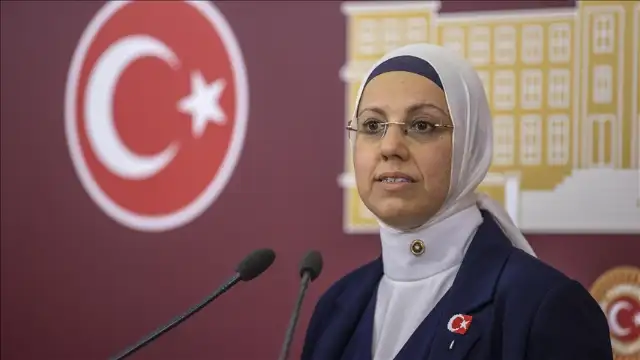 İBB'den 155 bin dolar burs aldığı ortaya çıkan Ravza Kavakçı dosyasına takipsizlik kararı verildi