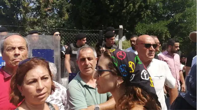 Cumartesi anneleri Kimsesizler Mezarlığı'nda açıklama yapmak istedi: 12 kişi gözaltına alındı