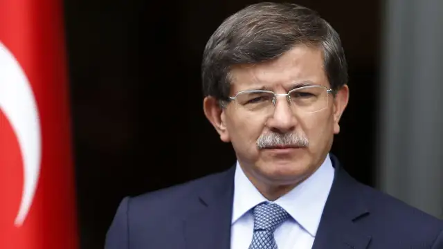 Ahmet Davutoğlu: Ne işi var Binali Yıldırım'ın çocuklarının Kızılay'ın başında?