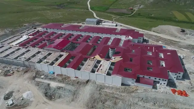 İHD MYK Üyesi Nuray Çevirmen "hasta tutuklulara ilişkin genelge yetersiz"