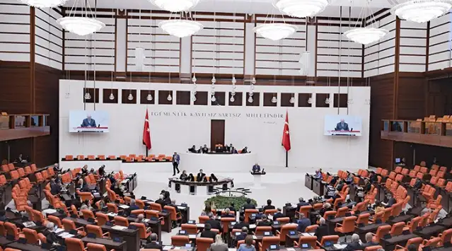 Eylem Yanardağoğlu Sansür yasasını değerlendirdi: 2007'yi dönüm noktası olarak alabiliriz