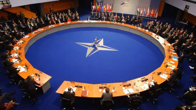NATO ülkeleri savunma harcamalarını artırdı