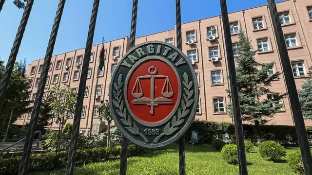 Yargıtay kararı: Çocuk, annenin yeni eşinin soyadını alamaz