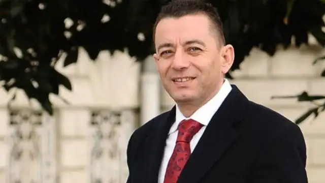 Cahil halka güvendiğini açıklayan tacizci profesör görevinden uzaklaştırıldı