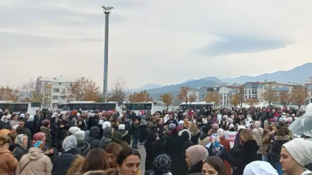 Bursa Yeşim Tekstil işçilerinden grev kararı