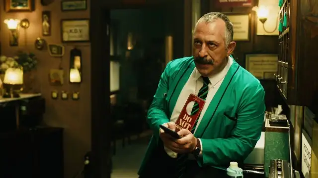 Cem Yılmaz'dan kendisine dava açan derneğe yanıt: Seni ciddiyete davet ediyorum