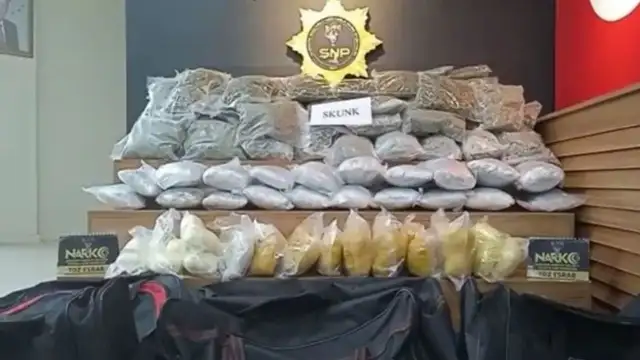 Üniversitenin resmi aracında uyuşturucu nakliyatı